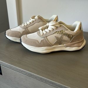 Vintage Havana star sneakers size 8